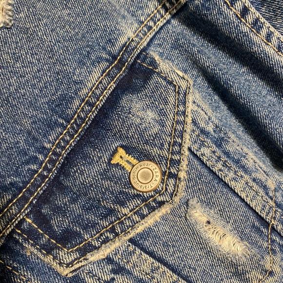 Great Condition, Zara Jean Jacket - Picture 5 of 6